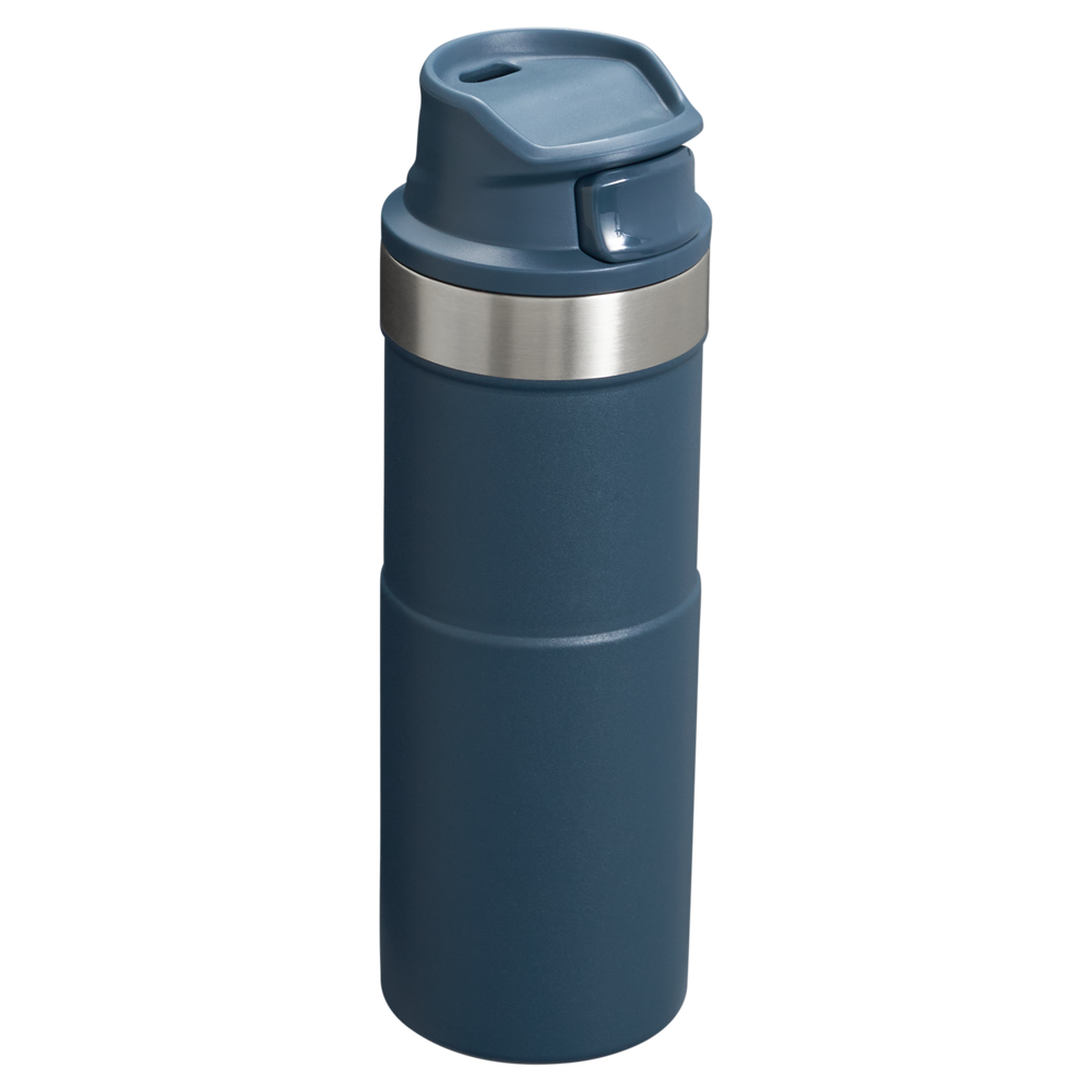 Stanley 1913 Classic Trigger-Action Travel Mug 16 OZ dans Navy | Retour Afficher