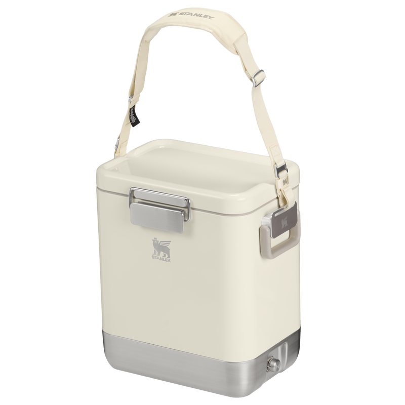 Stanley 1913 The Lifted Spirits™ Steel Cooler 26 QT dans Cream Gloss