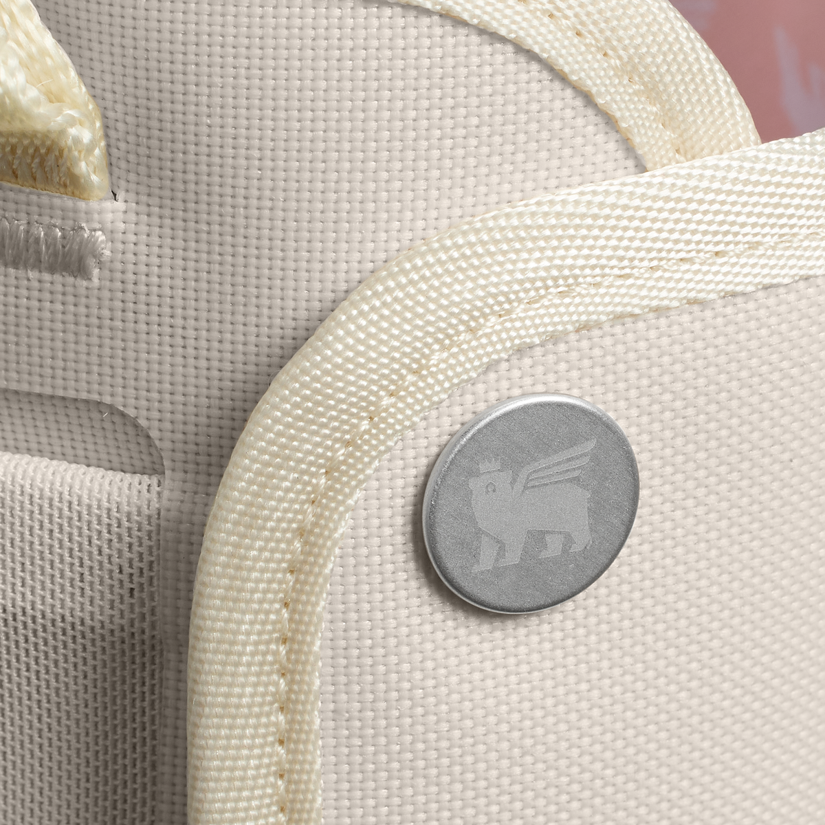 Stanley 1913 The All Day 30 OZ Quencher Carry-All dans Rose Quartz / One Size | Détaillé Afficher