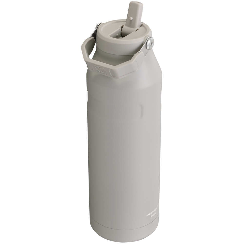 Stanley 1913 The IceFlow™ Bottle with Flip Straw Lid 50 OZ dans Ash | Retour Afficher