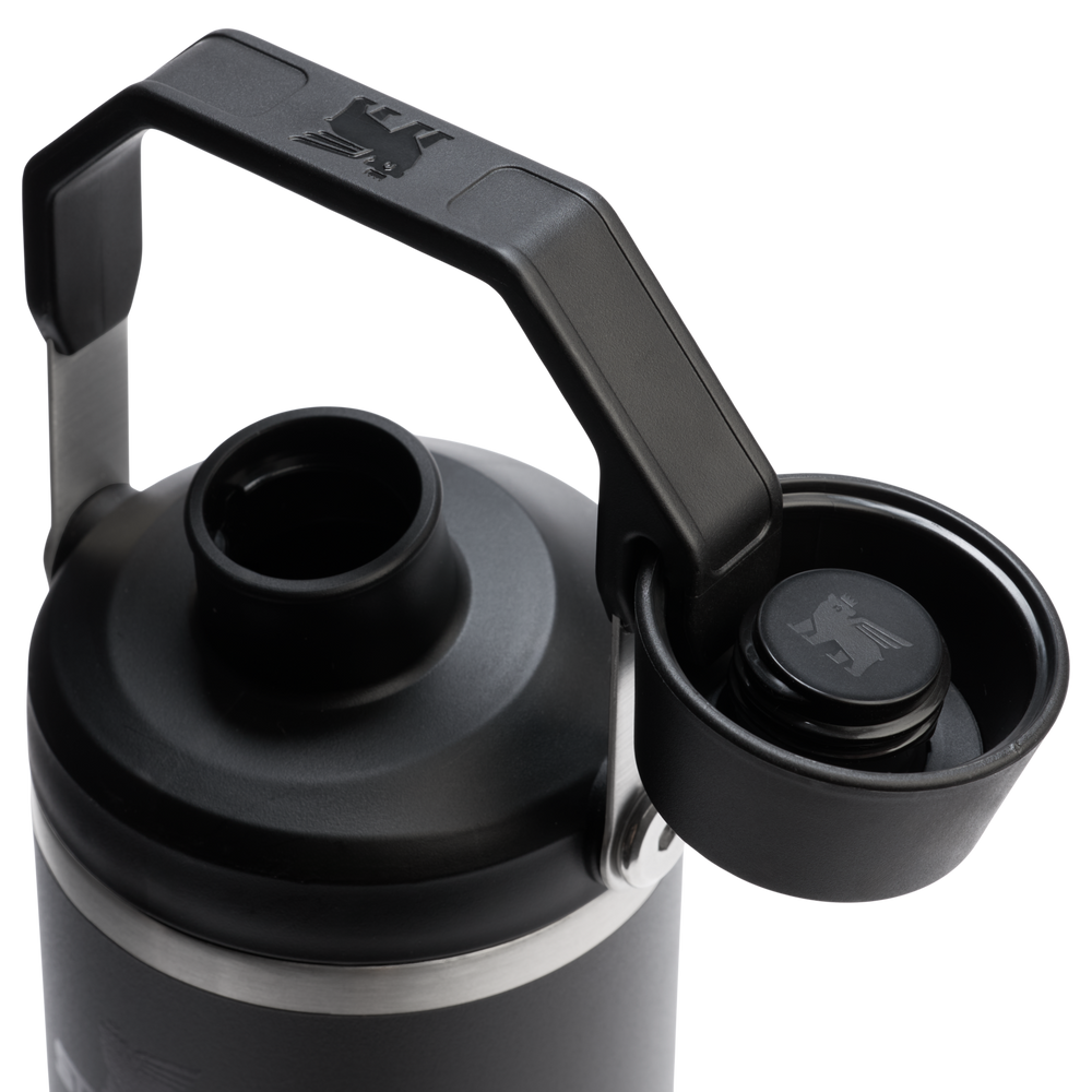 Stanley 1913 The IceFlow™ Tumbler with Fast Flow Lid 30 OZ in Black 2.0 | Lid Detailed View