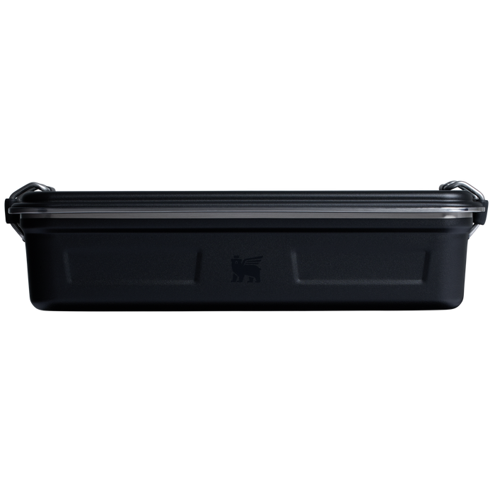 Stanley 1913 Classic Legendary Useful Box 2.11 QT in Black 2.0 | Front View