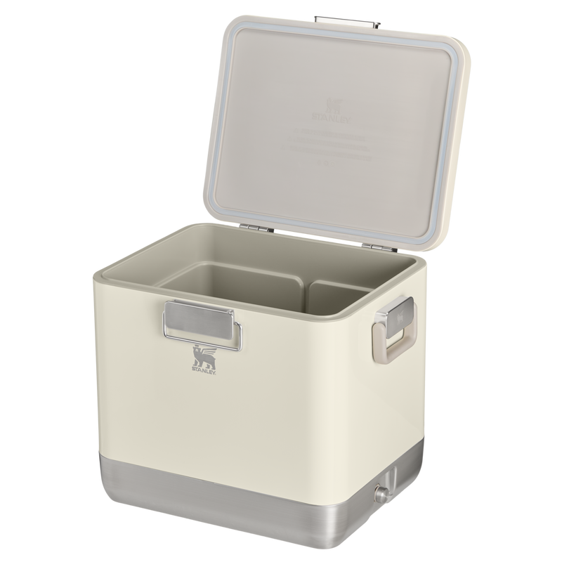Stanley 1913 The Lifted Spirits™ Steel Cooler 55 QT dans Cream Gloss | Ouvrir Afficher