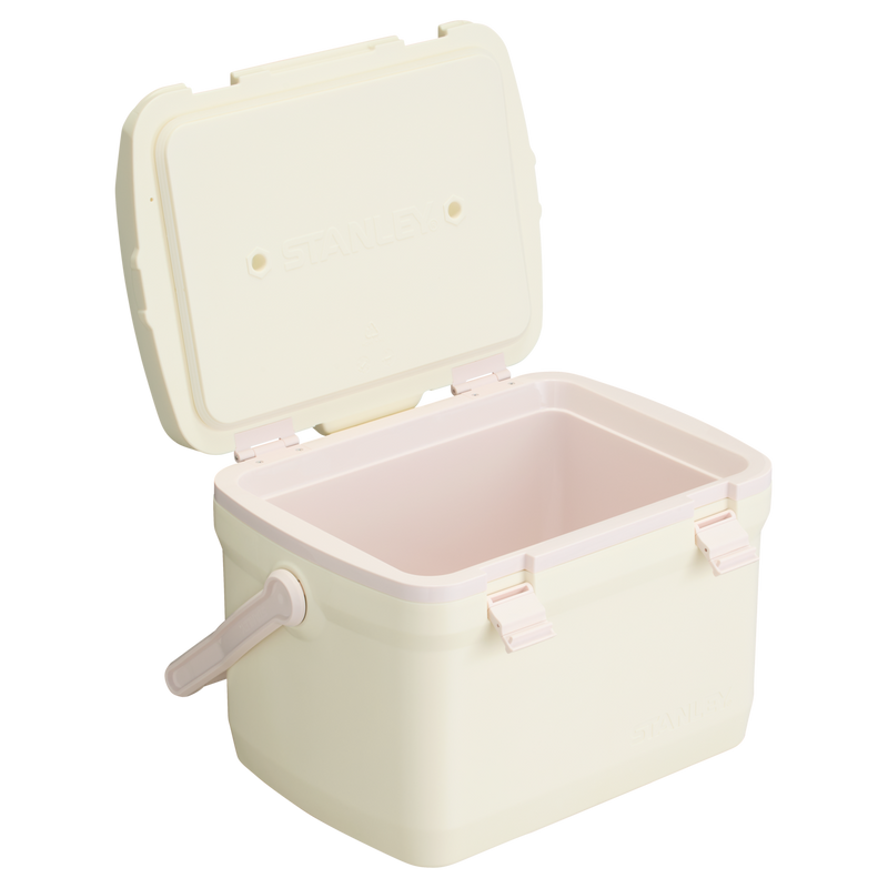 Stanley 1913 The Easy Carry Outdoor Cooler 16 QT dans Cream 2.0 | Ouvrir Afficher